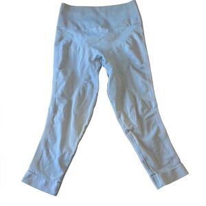 Lululemon Grey Capris